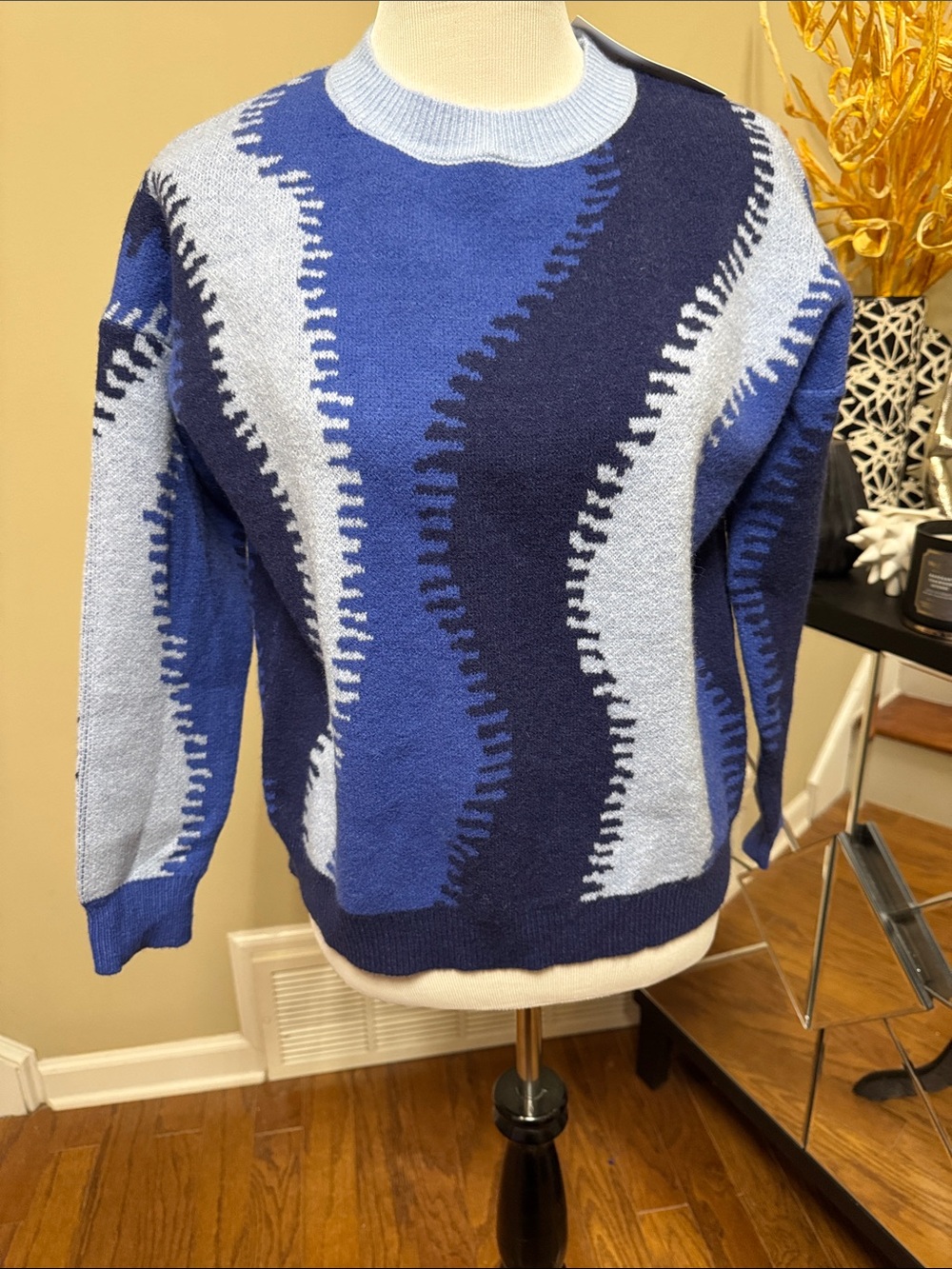 Avara Landon Women’s Sweater Blue Wave Pattern Crewneck Sweater Size XS NWT